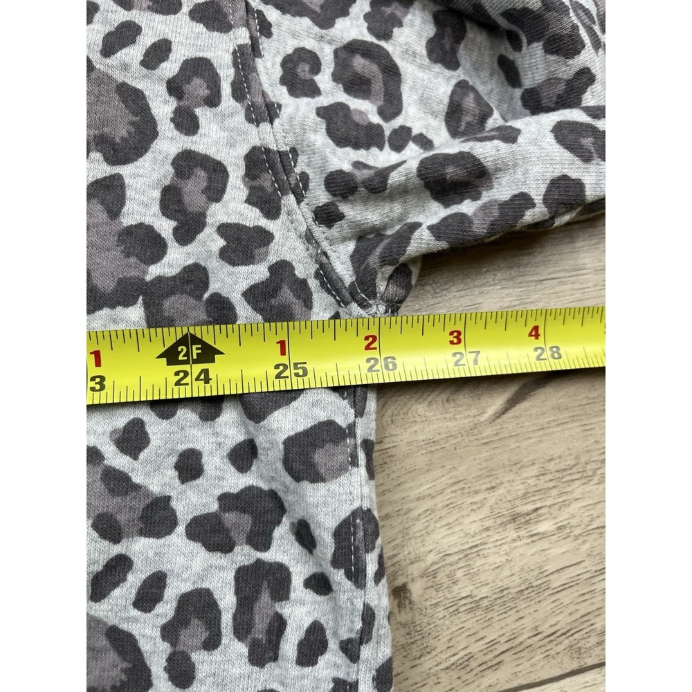 American Eagle Sweatshirt Small Ahh-mazingly Soft Jegging Fit Relaxed Leopard - Picture 9 of 13